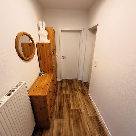 Radfreundliches Wohlfuehl-Apartment Mit Terrasse Und Parkplatz - Fewo Woody Schwerin  Exteriör bild